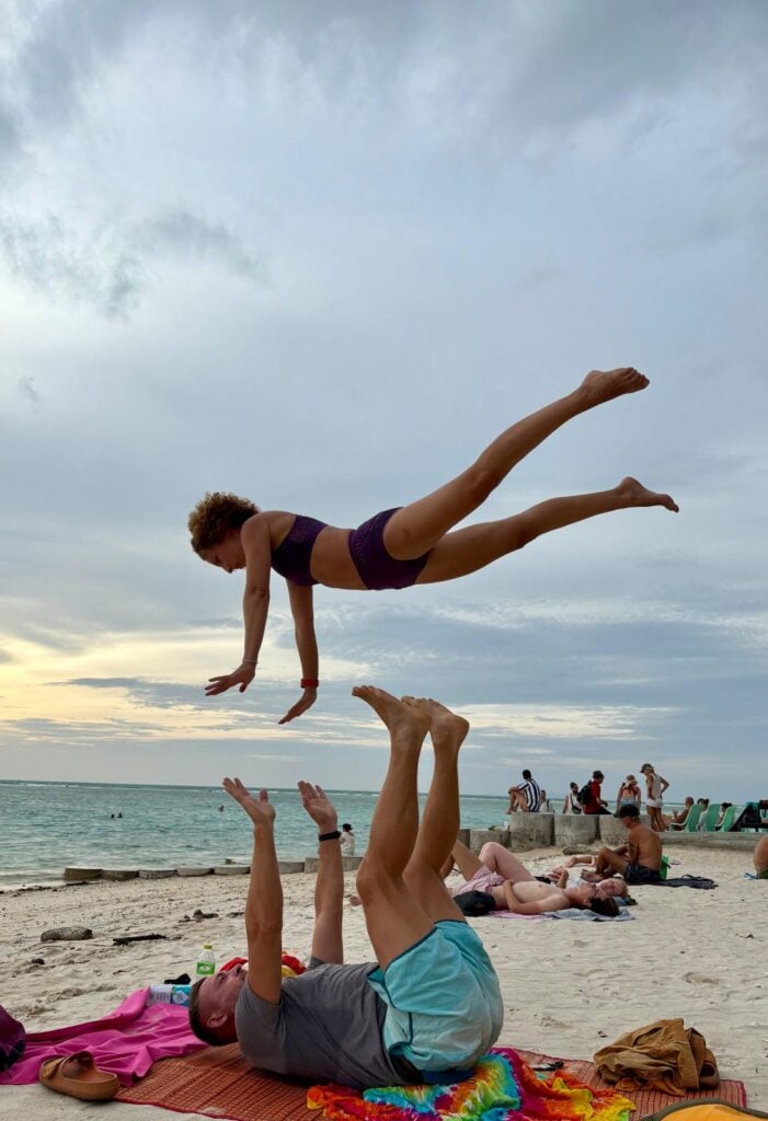 Acro Yoga Jam · Happy Beach · Koh Phangan · Crazy GAKKO