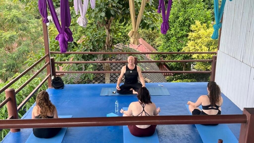 Easy Beginners Yoga · Ananda Yoga & Detox · Koh Phangan