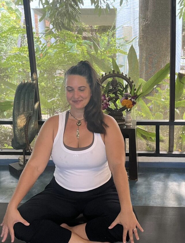 Feminine Yoga Flow: Coming Back Into Your Centre · Sati Yoga · Koh Phangan