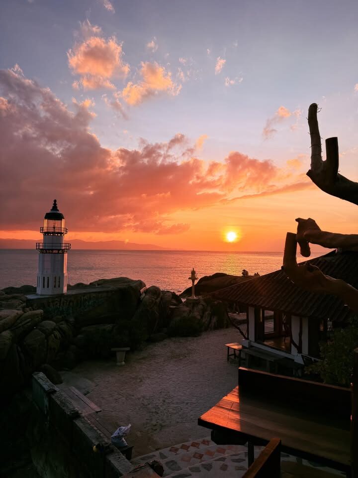 Lighthouse Party · Lighthouse Bungalows · Koh Phangan