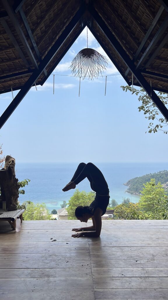 Slow Flow Yoga · Omari · Koh Phangan
