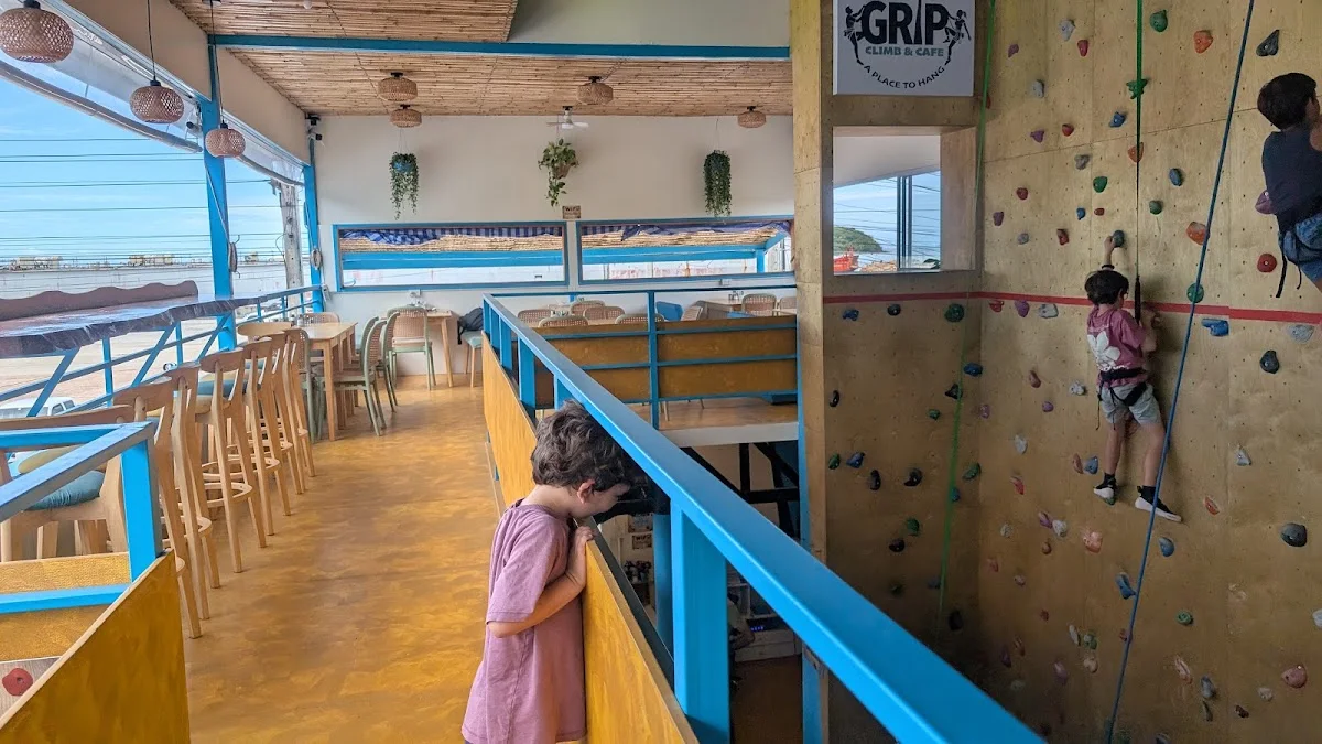 GRIP climbing wall and upstairs café in Thong Sala