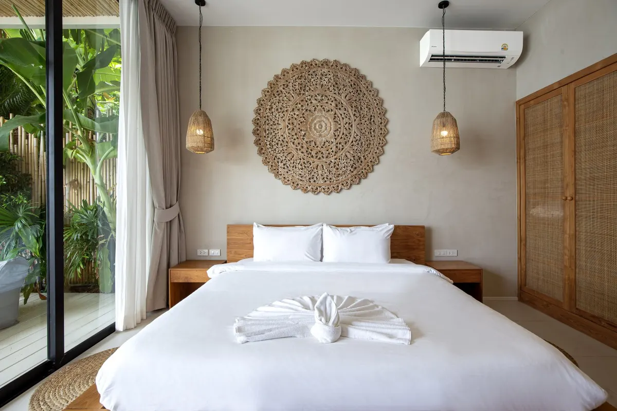 Hin Kong 5BR Beachfront Villa, Hin Kong — second bedroom with garden view — Crazy GAKKO Stay
