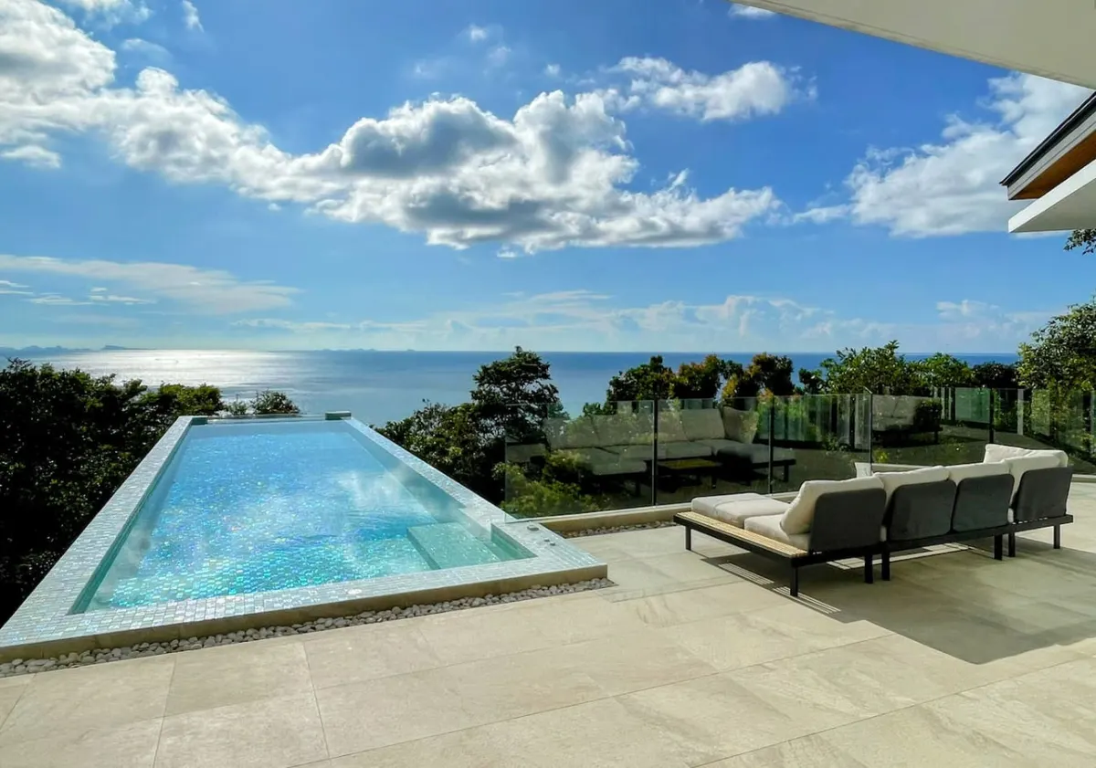 Imagine Amazing Villa, Haad Yao — infinity pool overlooking the sea — Crazy GAKKO Stay