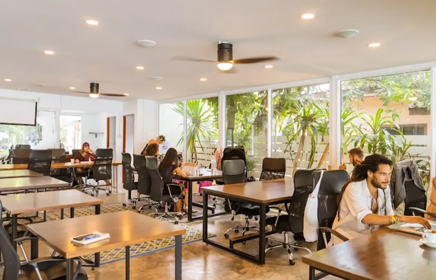 Bright coworking room at Remote and Digital La Casa Koh Phangan