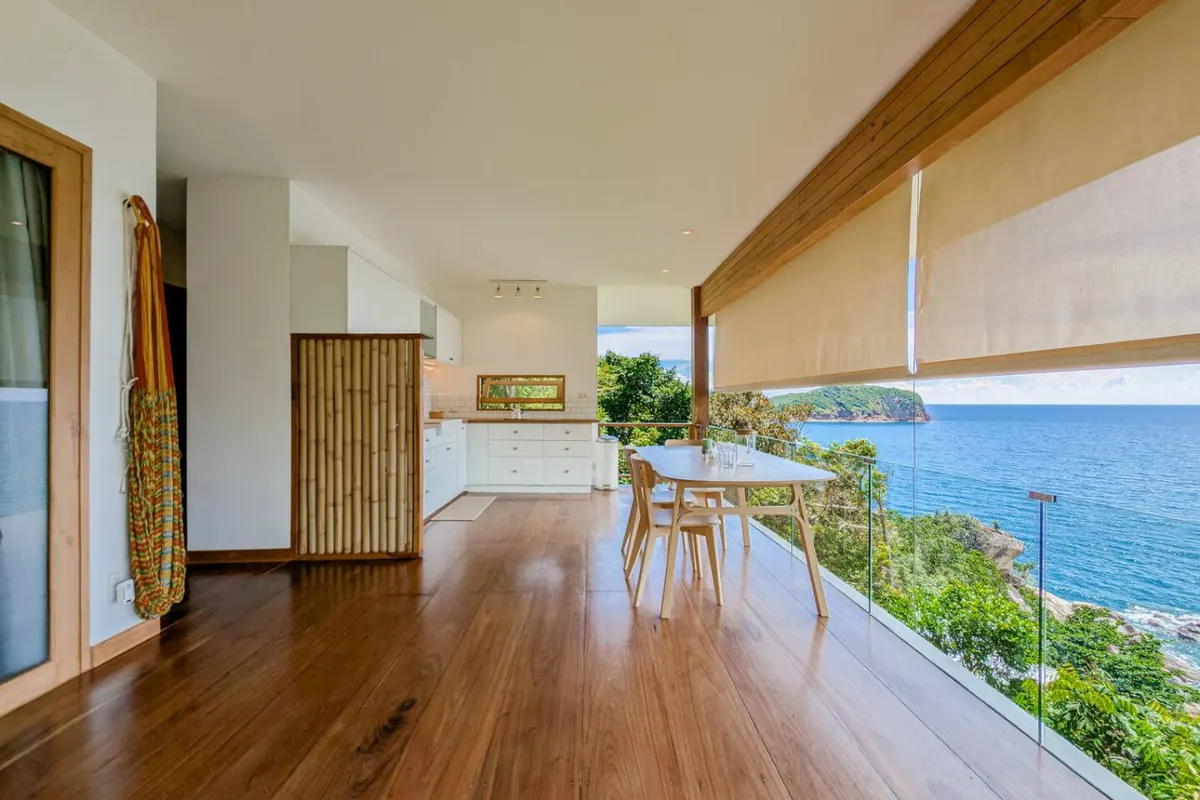 Samathí Oceanfront Retreat, Northern Koh Phangan — ocean-facing timber veranda — Crazy GAKKO Stay