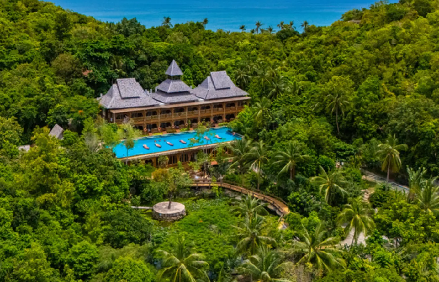 Santhiya Koh Phangan Resort surrounded by tropical forest — Crazy GAKKO Stay