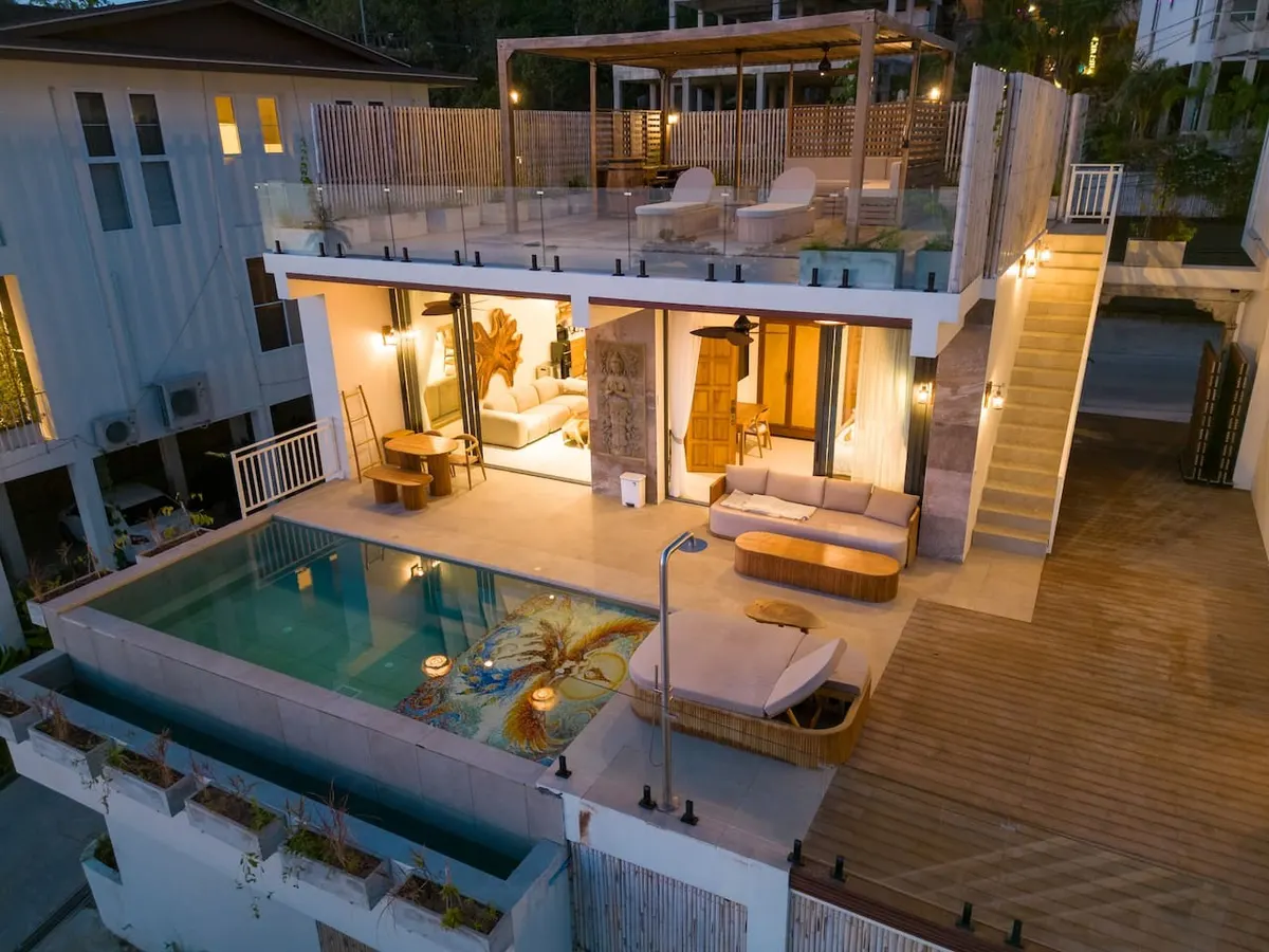 Villa Kinnary, Nai Wok — villa exterior and pool at dusk — Crazy GAKKO Stay