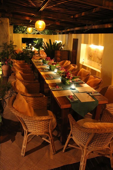 The tropical evening setting at Luna Lounge in Thong Nai Pan Noi